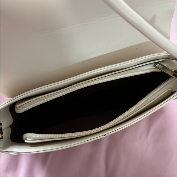 🤍 Beige Shoulder Bag 🤍 - Picture 5 of 5